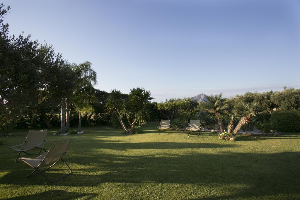 לינה וארוחת בוקר ולדריצ'ה Baglio Sant'Andrea מראה חיצוני תמונה